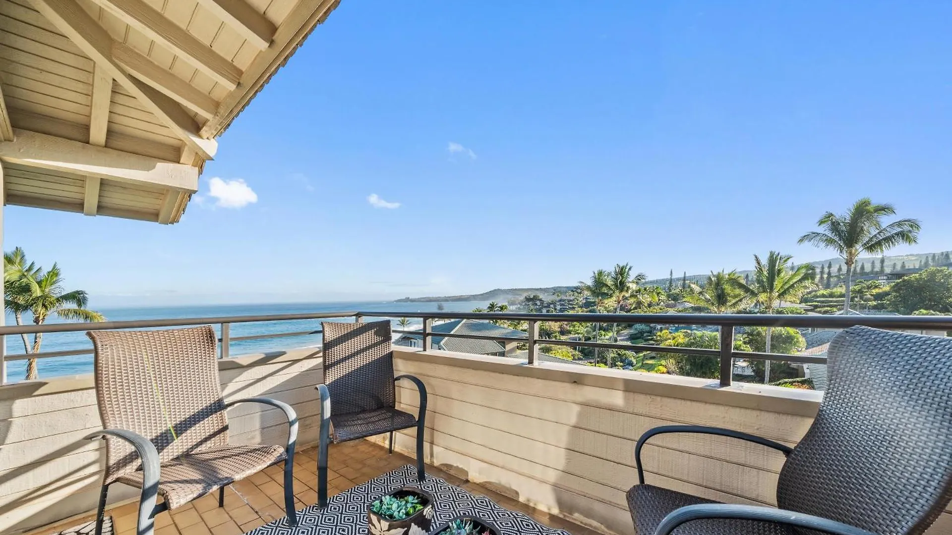 Kapalua Bay Villas 17B3 Kahana Holiday home